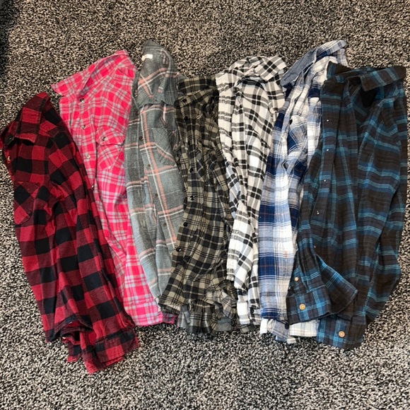 Wrangler Tops - Huge lot of flannels!